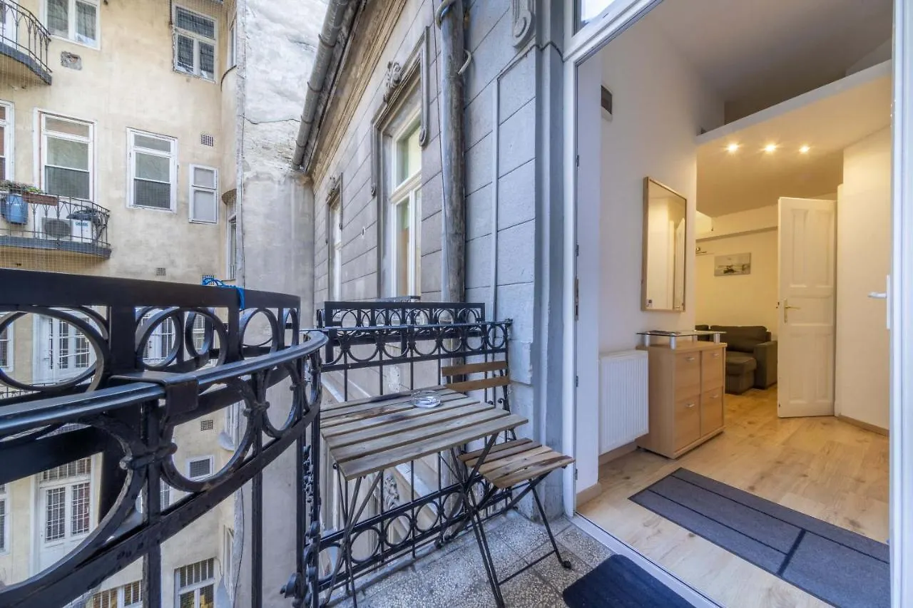 Anastasia 2 bedrooms apartment on Váci utca Budapest Hungría